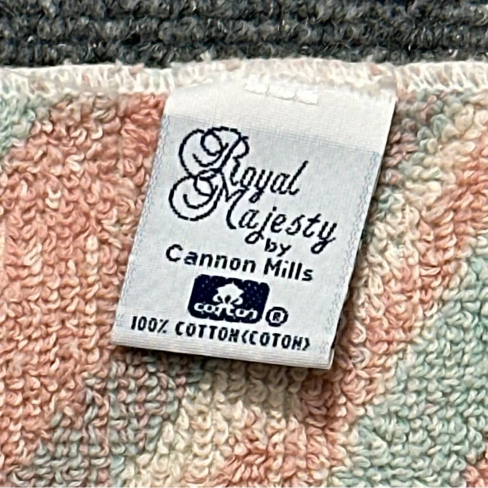 Vintage Cannon Mills Royal Majesty wash cloth face pastel chevron 12” southwest